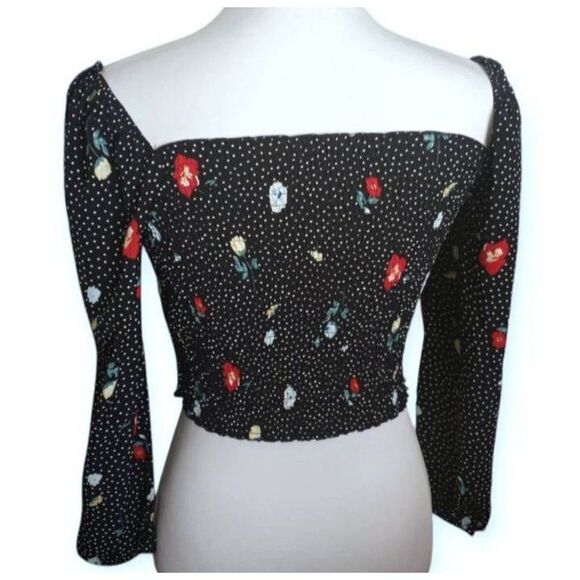 ABERCROMBIE & FITCH SMOCKED BLACK FLORAL WHITE POLKA-DOT CROP TOP SZ.XS EUC. - Picture 3 of 6